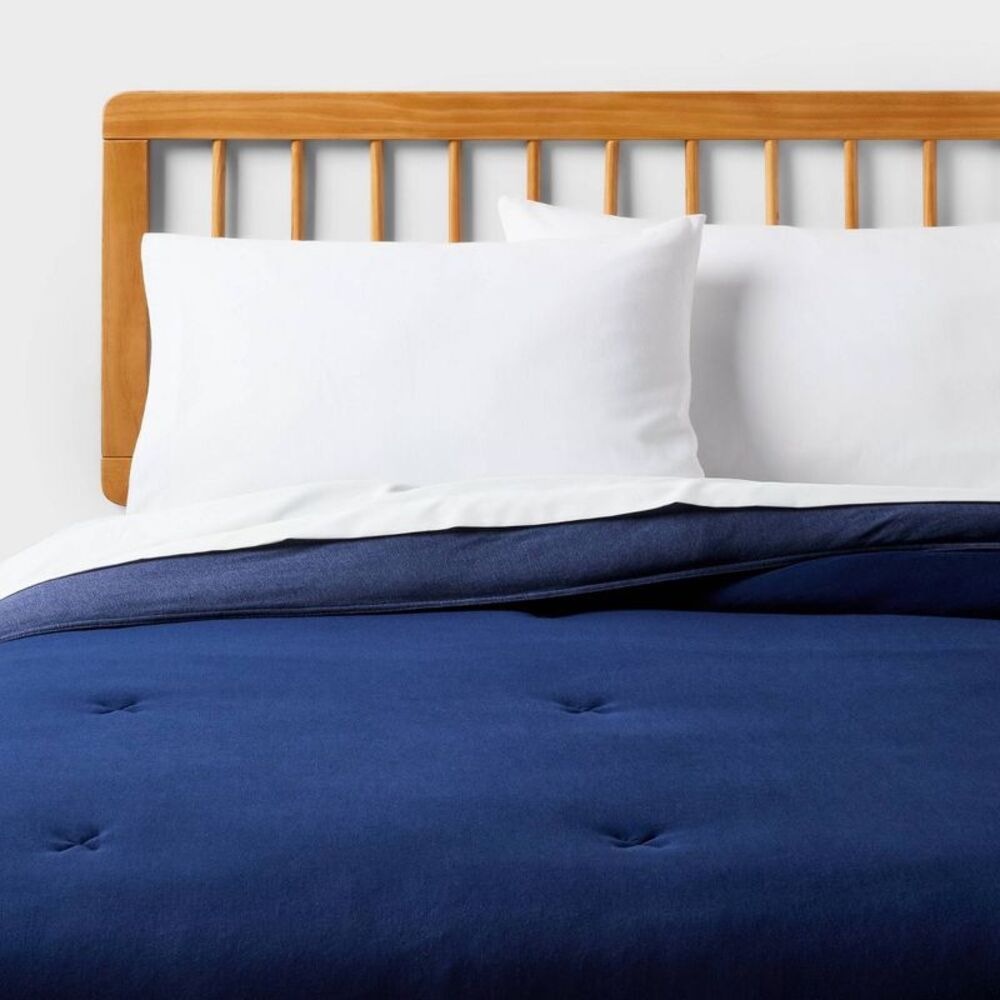 Full/Queen Jersey Comforter Blue for Dorm - Room Essentials